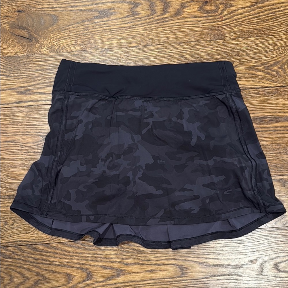 LuLulemon Black Camouflage Tennis Skirt with built-in Shorts